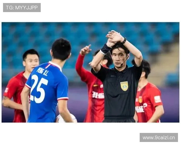 申花主帅大换血为何仍面临战术危机?争议阵容能否撑起豪门复兴之路?