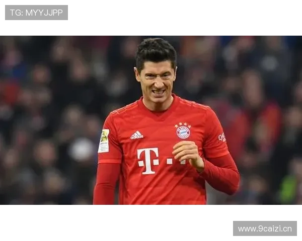 莱万每次买衣服钱包都瘪，这波花销也太解气了吧！