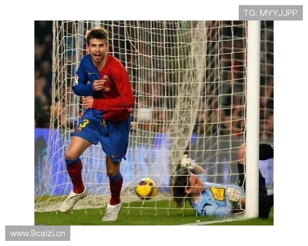 杰拉德·皮克推娃车逛街，手提名牌袋看得我钱包瞬间羞愧