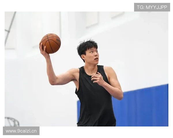 杨瀚森内线挡拆提升得分效率 拉开球队内线竞争优势
